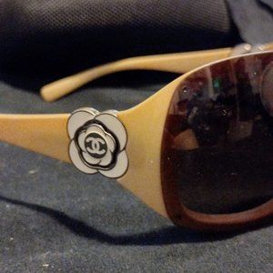 CHANEL Sunglasses